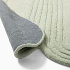 Tapis de luxe à poils longs, tufté à la main, couleur unie, motif à bords ondulés blanc pur et vert, inspiré de la nature, antidérapant, en PET - Product Image 3