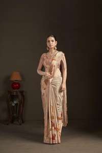 Sari prêt-à-porter haut de gamme avec chemisier cousu, en crêpe de soie à imprimé numérique floral, fournisseur en gros de saris indiens - Product Image 4