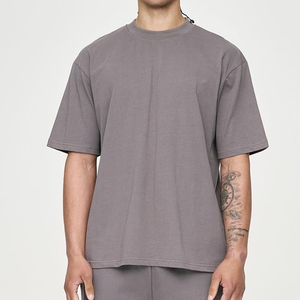 Camiseta de Alta Calidad 100% Algodón, Gruesa, de Lujo, Unisex, con Logotipo Personalizado, Cuello Redondo, Camiseta Blanca Extra Grande para Hombre - Product Image 1