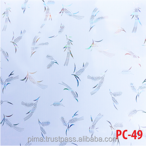 Carreaux de plafond en PVC Pima pour la décoration intérieure Panneaux en plastique imperméables brillants pour l'intérieur du salon et d'autres intérieurs - Product Image 4