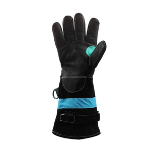 Gants de pompier conçus avec des matériaux robustes, un intérieur confortable et une paume renforcée pour l'entraînement à la sécurité incendie - Product Image 2