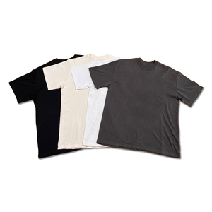 T-shirt en coton noir surdimensionné pour homme, col roulé, manches courtes, couleur unie, jersey tricoté, écologique, respirant, coupe ajustée - Product Image 2