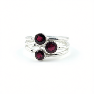 Dainty <b>Garnet</b> <b>Silver</b> Fashion <b>Ring</b> 5.3 Grams - Product Image 2
