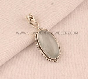 Colgante de Aguamarina Natural en Plata de Ley 925, Corte Ovalado, Gema Azul, Joyería de Plata Hecha a Mano, Piedra de Nacimiento de Marzo - Product Image 3