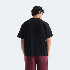 เสื้อยืดโอเวอร์ไซส์ผู้ชายสีดำ 100% ผ้าฝ้าย ลดราคาพิเศษ คอวี แขนสั้น สกรีนโลโก้ได้ สไตล์ลำลอง - Product Image 3