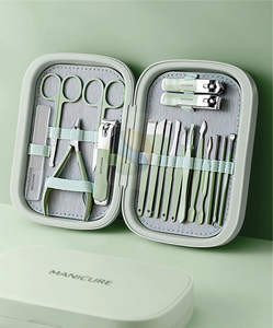 Kit de soin des ongles de luxe ProGroom, ensemble de manucure et de pédicure en acier inoxydable, kit de soin des cuticules professionnel PrecisionEdge - Product Image 4