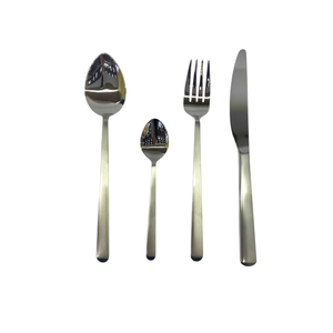 Ensemble de couverts haut de gamme en acier inoxydable 18/10, design baguette élégant, pour hôtel, restaurant et mariage. - Product Image 2