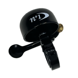 Cloche d'accessoires de vélo classique à son fort - Product Image 1