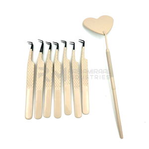 Pince à cils RMI en acier inoxydable, pince d'isolation à pointe en fibre, revêtement poudré couleur nude, pointe argentée, outil professionnel pour cils - Product Image 1