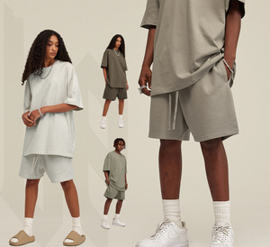 Shorts en molleton pour hommes en gros, avec logo personnalisé, en coton doux, pour le sport, la gym et les loisirs, fournis directement par l'usine - Product Image 3