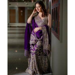 Conjunto de traje XL de diseñador con trabajo de hilo y secuencia - Product Image 5