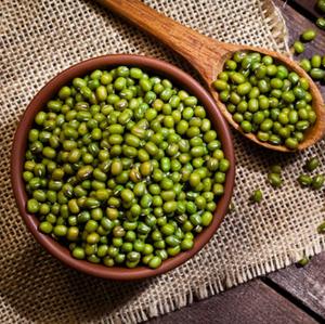 Frijoles Mung Verdes disponibles en forma de grano de primera calidad, listos para enviar a granel desde una fuente confiable. - Product Image 2