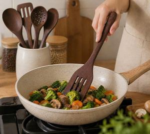 Juego de Utensilios de Cocina de Madera de Acacia y Teca, Resistentes al Calor, Ecológicos, Antiadherentes, Aptos para Lavavajillas y Horno, Solo Lavar a Mano - Product Image 5
