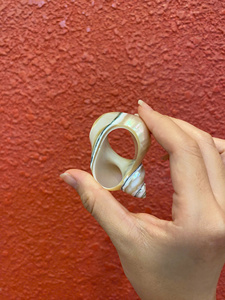 Anillo para Servilletas con Temática Oceánica, Decoración para Mesa de Banquete de Hotel, Porta Servilletas Hecho a Mano en Vietnam con Diseño de Caracol y Concha - Product Image 3