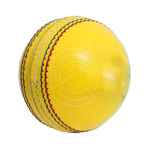 Pelota de críquet de entrenamiento avanzado con peso equilibrado, costuras resistentes y rebote fiable para redes interiores y práctica en terrenos exteriores. - Product Image 4