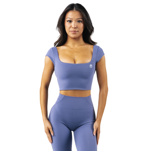 Top Corto de Manga Corta para Mujer, Ajuste Elástico, Tela Suave y Lisa, Cuello Cuadrado, Estilo Deportivo Informal, Ropa Deportiva, Ropa de Gimnasio - Product Image 1