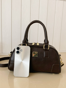 Wholesale Simple Women's Casual Soft Handbag – Portable Genuine Leather Vintage <b>Bowling</b> Bag - Product Image 4