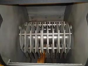 Máquina de Matanza Industrial de Grado Industrial Fabricada en India para Aves de Corral, Disponible para la Venta en Mataderos y Granjas - Product Image 2