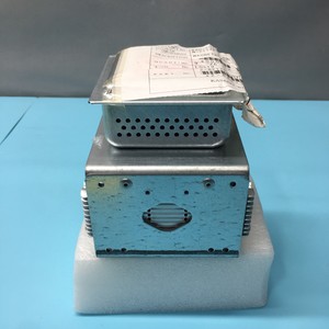 Válvula Neumática FLUOROWARE 202-71 de 2 Vías, 3/8" - Equipo y Piezas de Semiconductores de Confianza con Legado Global - Product Image 1