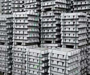 Lingots d'aluminium de haute pureté A7 99,7 % – Lingots de métal d'aluminium primaire pour la fabrication industrielle et l'exportation - Product Image 4