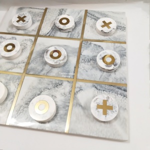 เกมติ๊กแท็กโทเรซิ่นหินอ่อนสุดหรู พร้อมกริดฝังทอง ของตกแต่งโต๊ะกาแฟ เกมกระดานสำหรับตกแต่งบ้านสไตล์โมเดิร์น ของขวัญสุดพิเศษ - Product Image 4