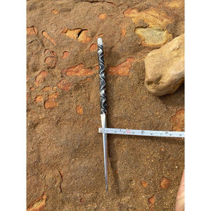 Cuchillo de Cocina Burraq Hecho a Mano, Estilo Medieval, Acero al Carbono Forjado, Multifuncional, Hoja Fija, Personalizable - Product Image 4