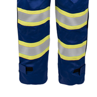 Combinaison de travail de sécurité au design innovant, en polyester de qualité supérieure, personnalisable avec logo, disponible en ligne.