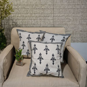 Funda de Cojín Tejida a Mano STUDIO N, Ecológica, Recubierta de PVC, 100% Algodón Tejido a Mano, Peso Medio, 120 GSM, Secado Rápido - Product Image 5