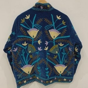 Bohemian Floral Embroidered Velvet Jacket Windproof and Breathable Suzani Overcoat Winter Knitted Short <b>Coat</b> - Product Image 2