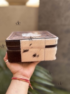 Latest Fashion Hand <b>Tooled</b> Leather <b>Big</b> Size Jewelry Storage <b>Box</b> Organizer Handmade Makeup <b>Box</b> Square Cowhide Organizer <b>Box</b> - Product Image 4
