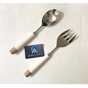 Ensemble de cuillères et fourchettes à salade Address Crafts en acier inoxydable avec manche en résine blanche, ustensiles de cuisine, cuillère de service, articles de service - Product Image 2