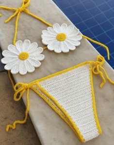 Conjunto de Bikini de Ganchillo Hecho a Mano, Algodón, Lazos Ajustables - Product Image 1
