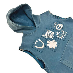 Hoodies courts personnalisés à coupe ample et épaisse, avec broderie 3D, patchs brodés appliqués effet vieilli, impression DTG, délavés à l'acide et effet soleil éclairé - Product Image 5