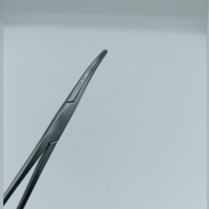Custom Manual Stainless Steel Curved Crile Hemostatic Forceps Medical Grade Artery Locking Clamp Surgical Instruments OEM - Product Image 5