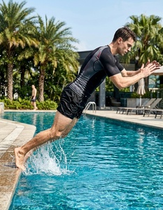 Maillot de bain à manches courtes en néoprène pour hommes adultes, protection solaire UPF 50+, séchage rapide, respirant, pour la natation, le surf et les sports nautiques, compression - Product Image 5
