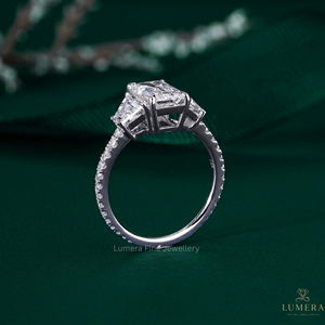 Anillo de Lujo con Topacio Corte Esmeralda VS1 y Diamante Redondo Cultivado en Laboratorio, Color D, Certificado IGI, Oro 9k 10k 14k 18k, Joyería Personalizada al por Mayor - Product Image 2