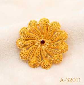 Broche Fleur en Alliage de Zinc Plaqué Or MOLL JEWELLERS avec Zircon Cubique Rouge Taille Marquise et Insertion Sans Fin – Mode Mariage Femme - Product Image 4