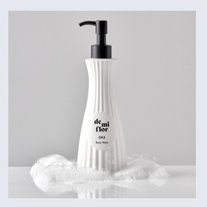 Gel douche en gros Demiflo Coréen 081 Flerage Body Wash 250g Fabriqué en Corée Savon liquide pour le bain Fournitures de bain - Product Image 2
