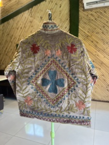 Blouson bomber unisexe en velours tricoté, doublé de coton, brodé, style bohème, motif floral Suzani, ethnique, automne/hiver/printemps/été - Product Image 5