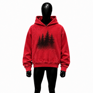 Sudadera con Capucha Roja Extra Grande Personalizada con Gráfico de Árbol del Bosque Negro, Estilo Vintage Desgastado, Sudadera de Moda Urbana para Hombre - Product Image 1
