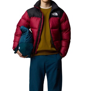 Veste d'hiver unisexe en duvet rouge coupe-vent décontractée coupe régulière à capuche avec fermeture éclair et logo frontal - Product Image 1