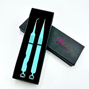 Deux pièces de pince à cils bleu ciel charmante pince à épiler avec coeur sur le fond pince à cils personnalisée - Product Image 4
