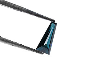 OM GEMS Hermoso Diamante Azul Profundo de Corte Elegante de 0.5-1 ct, Diamante Azul Suelto Creado en Laboratorio HPHT/CVD con Corte Baguette Cónico, Venta al por Mayor - Product Image 2