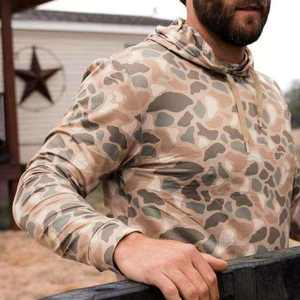 Hoodie de pêche en tricot polyester anti-UV avec impression par sublimation, finitions personnalisées, étiquettes privées et production en gros en usine - Product Image 4