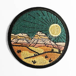 Patch brodé personnalisé sur mesure en gros, nouvelle arrivée, vente chaude, patch brodé adhésif avec bordure Merrow - Product Image 4