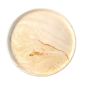 Plateau de service rond en résine effet marbre, plat décoratif en résine, plateau minimaliste crème doré à motifs en spirale, plateau de coiffeuse, plateau de table centrale - Product Image 5
