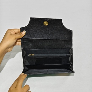 Cartera Larga de Cuero Genuino Hecha a Mano con Cierre Plegable y Estampado Animal Vintage para Mujer - Product Image 5