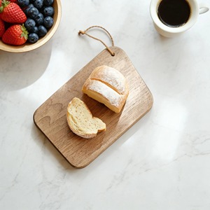 Planche à découper et plateau de service en bois, forme rectangulaire durable, couleur naturelle - Product Image 2