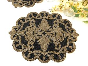Set de Napperons Décoratifs Vintage de Luxe en Tissu Brodé Noir et Or, Forme Personnalisée, Faits à la Main, Écologiques - Product Image 1