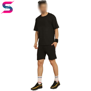 ชุดเสื้อยืดคอกลมสีพื้นและกางเกงขาสั้นสีดำสำหรับผู้ชาย ใส่สบาย ระบายอากาศได้ดี ซักเครื่องได้ ทนทาน น้ำหนักเบา เหมาะสำหรับฤดูร้อน สไตล์ลำลอง - Product Image 3